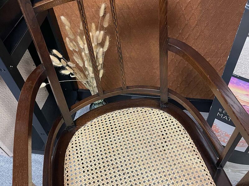 Aufgearbeitete Stühle vorher/nachher